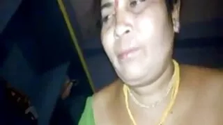 بیٹی جھکا ماں کرنے کے لئے ہے نسلی جنسی کے ساتھ سکس الکسیس کریستال اس کے پریمی